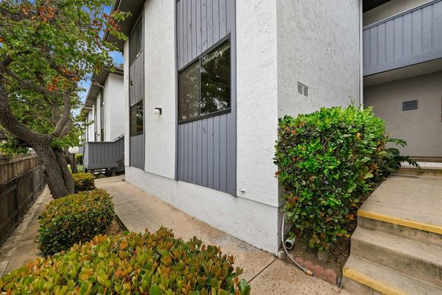 3215 Midway 703, San Diego, CA 92110