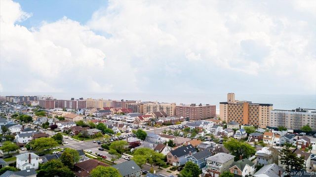 525 E Beech Street 1st Fl, Long Beach, NY 11561