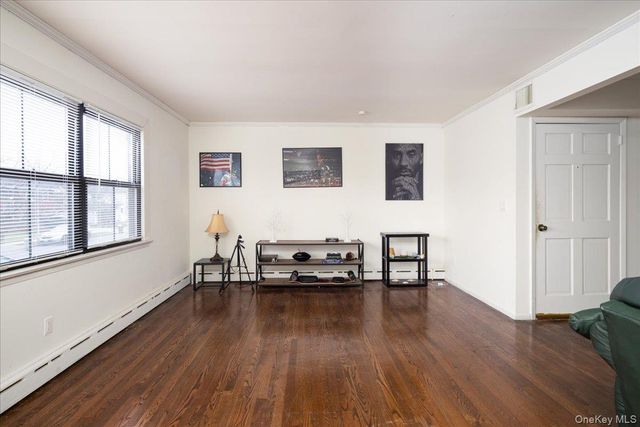 525 E Beech Street 1st Fl, Long Beach, NY 11561