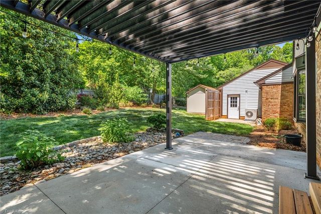 1717 Bearhollow Road, Greensboro, NC 27410