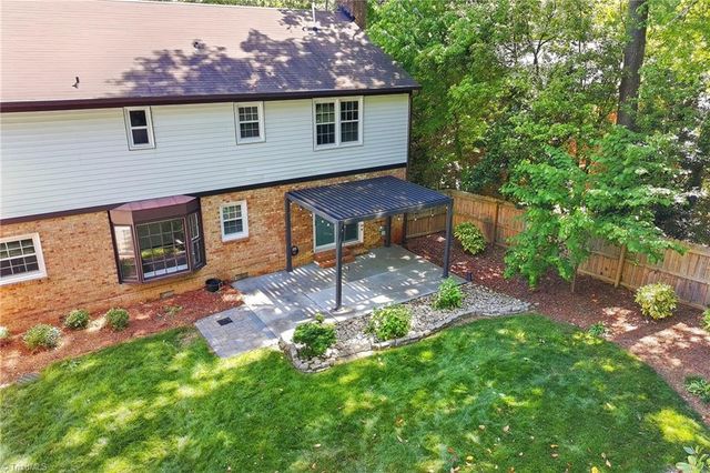 1717 Bearhollow Road, Greensboro, NC 27410