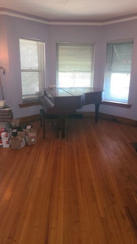 7350 S Michigan Avenue, Chicago, IL 60619