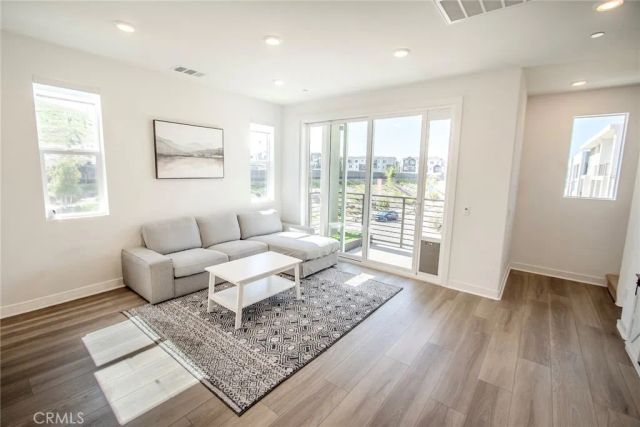 26857 Laurel Mountain Loop, Valencia, CA 91381