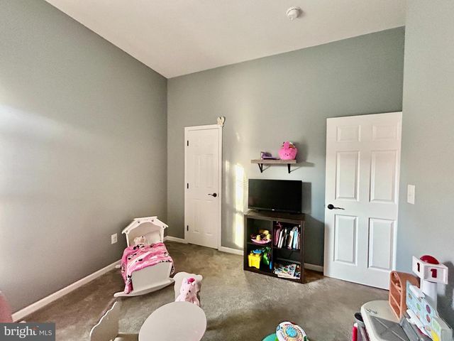 2 TEAKWOOD LN, Sicklerville, NJ 08081