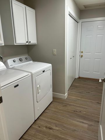 232 Emerson Avenue E, West Saint Paul, MN 55118