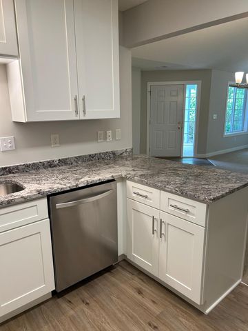 232 Emerson Avenue E, West Saint Paul, MN 55118