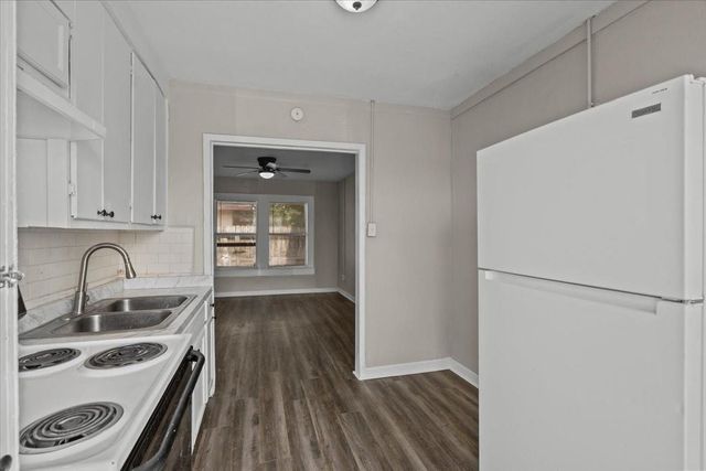 900 Texas Avenue 59, Texas City, TX 77590