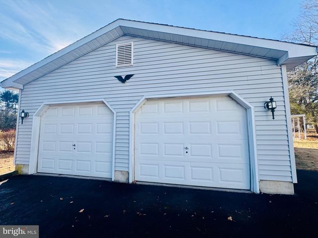 353 GARDENS AVE, Atco, NJ 08004