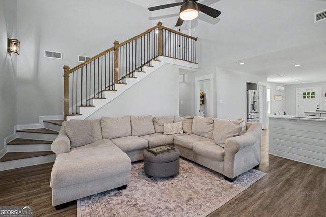 137 Lynch Road, Brooks, GA 30205