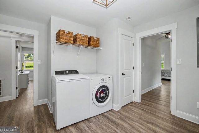 137 Lynch Road, Brooks, GA 30205