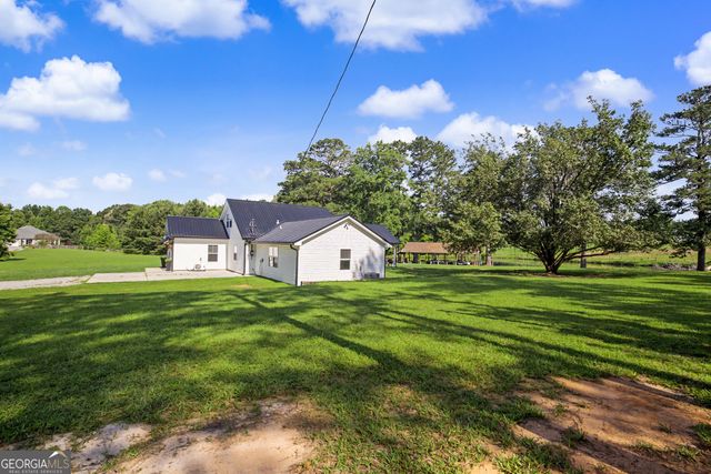 137 Lynch Road, Brooks, GA 30205