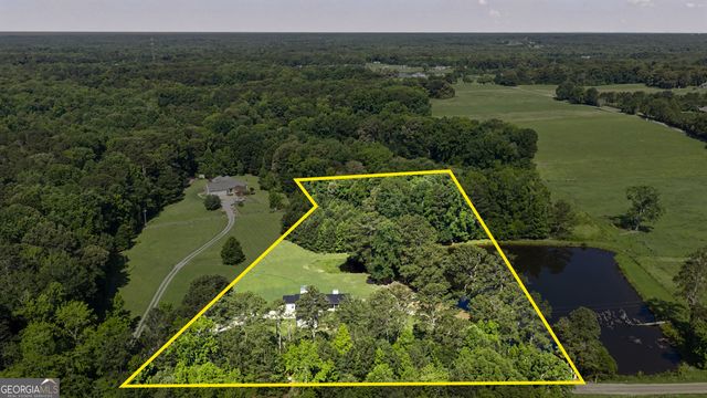 137 Lynch Road, Brooks, GA 30205