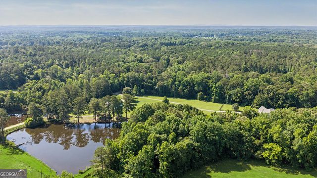 137 Lynch Road, Brooks, GA 30205