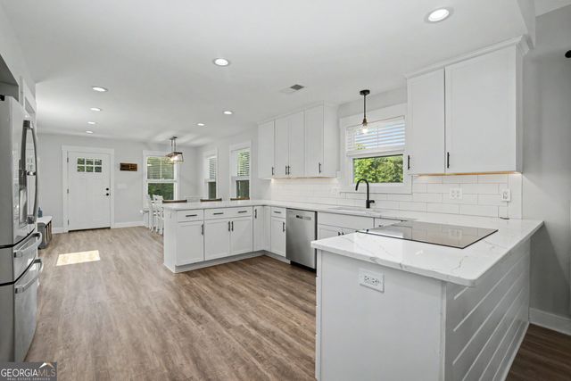 137 Lynch Road, Brooks, GA 30205