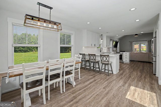 137 Lynch Road, Brooks, GA 30205
