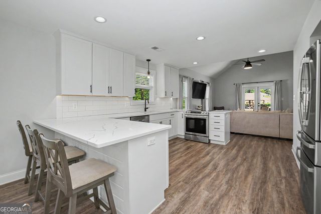 137 Lynch Road, Brooks, GA 30205