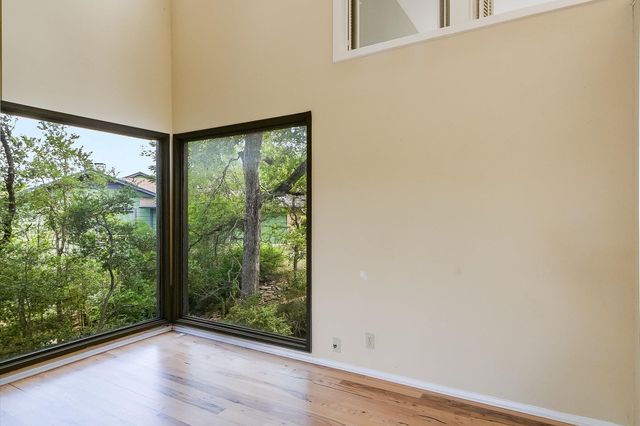 8804 Mountain Path CIR, Austin, TX 78759