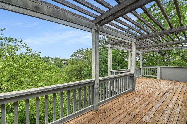 8804 Mountain Path CIR, Austin, TX 78759