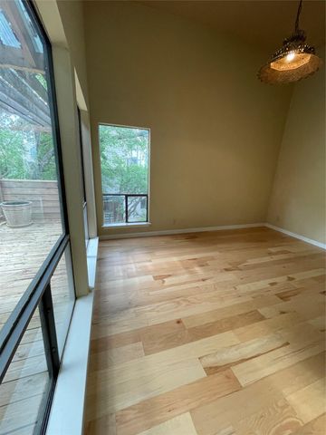 8804 Mountain Path CIR, Austin, TX 78759