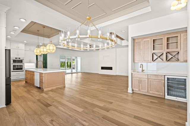 825 Bluffview Dr., Myrtle Beach, SC 29579