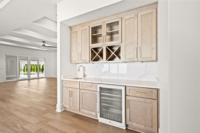 825 Bluffview Dr., Myrtle Beach, SC 29579