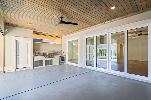 825 Bluffview Dr., Myrtle Beach, SC 29579