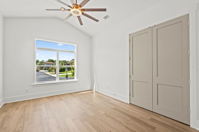 825 Bluffview Dr., Myrtle Beach, SC 29579
