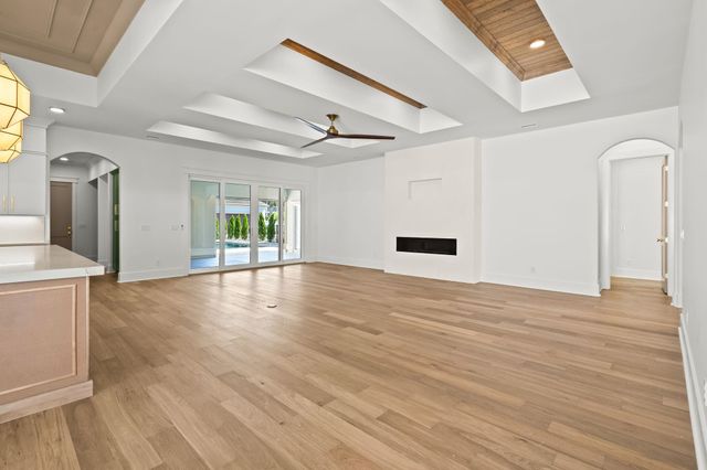 825 Bluffview Dr., Myrtle Beach, SC 29579