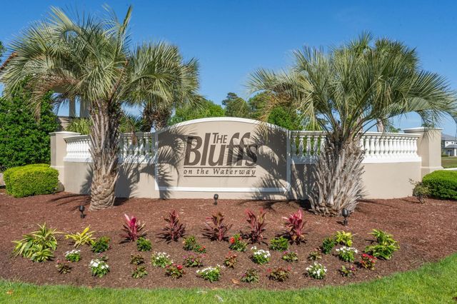 825 Bluffview Dr., Myrtle Beach, SC 29579