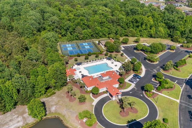 825 Bluffview Dr., Myrtle Beach, SC 29579