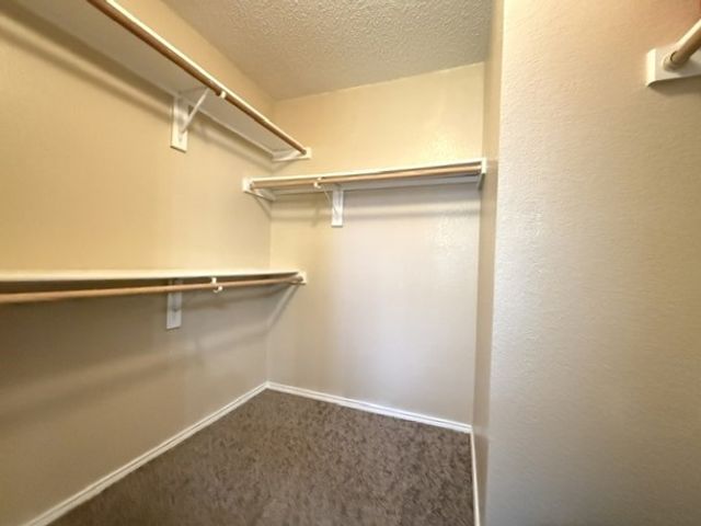 10909 Deauville Circle S, Fort Worth, TX 76108