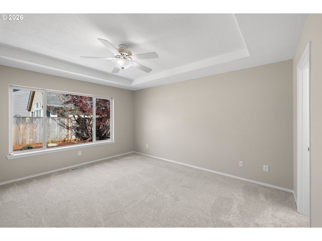 1295 Ne SETTING SUN Dr, Hillsboro, OR 97124