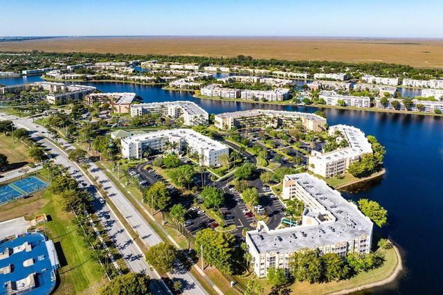 7775 Southampton Terrace 310, Tamarac, FL 33321