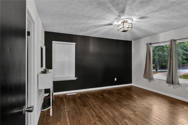 8804 Willow Creek Court, Douglasville, GA 30135