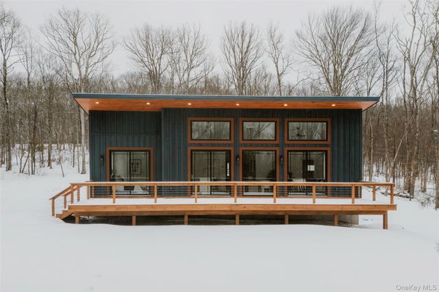 140 Country Road, Callicoon, NY 12723