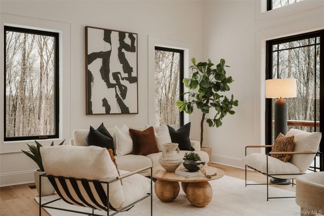 140 Country Road, Callicoon, NY 12723