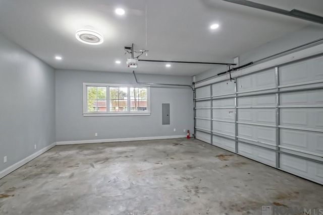8635 Gail Dr, Baton Rouge, LA 70809