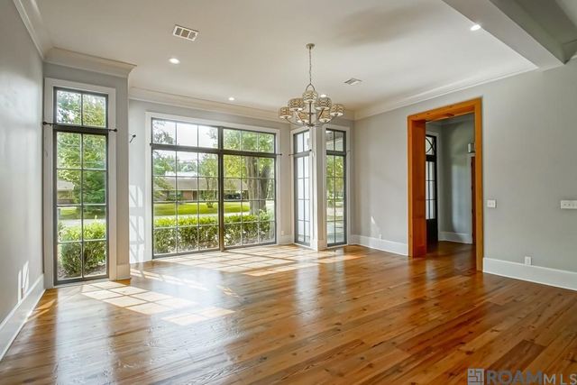 8635 Gail Dr, Baton Rouge, LA 70809