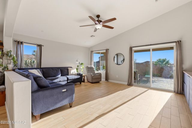 610 S Charles L Mckay Place, Vail, AZ 85641