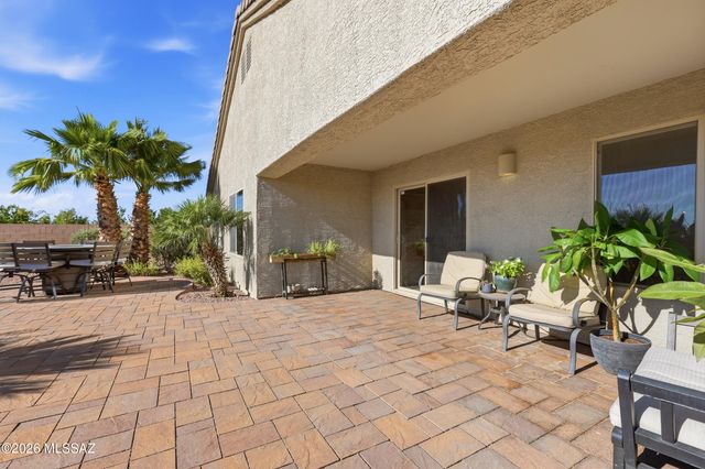 610 S Charles L Mckay Place, Vail, AZ 85641