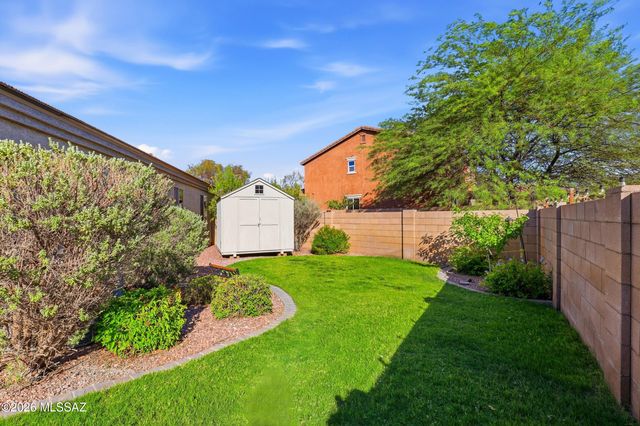 610 S Charles L Mckay Place, Vail, AZ 85641