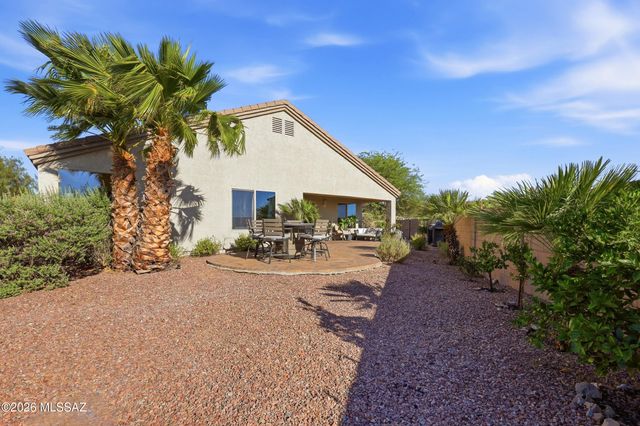 610 S Charles L Mckay Place, Vail, AZ 85641