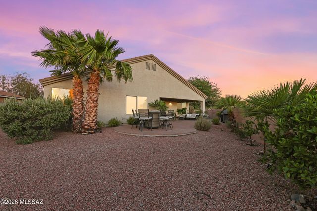 610 S Charles L Mckay Place, Vail, AZ 85641