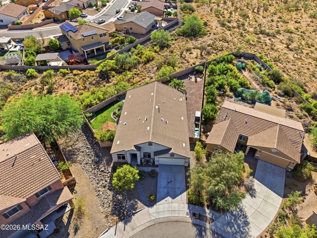 610 S Charles L Mckay Place, Vail, AZ 85641
