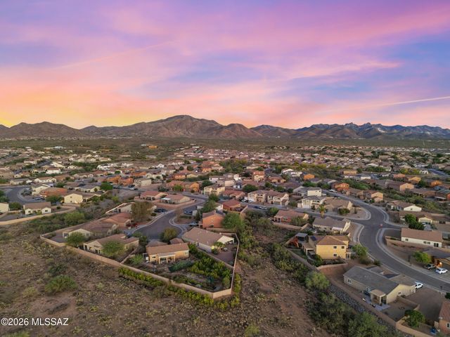 610 S Charles L Mckay Place, Vail, AZ 85641