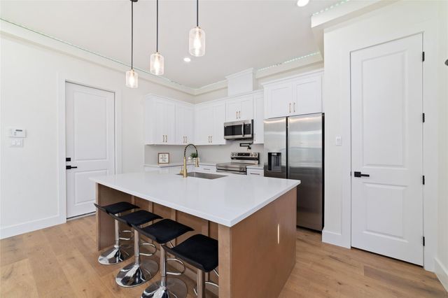 5811 Outer Banks Street, Houston, TX 77091