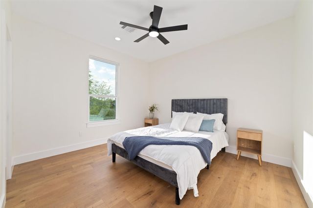 5811 Outer Banks Street, Houston, TX 77091