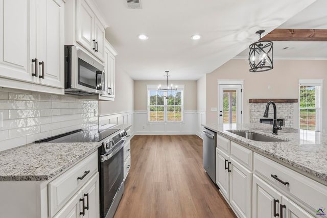 207 Sugar Creek Trail, Perry, GA 31069