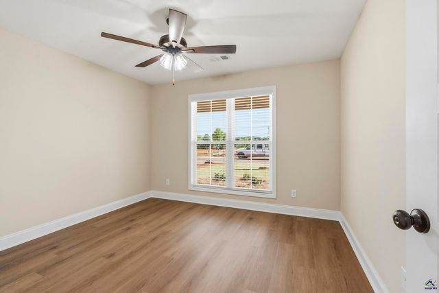 207 Sugar Creek Trail, Perry, GA 31069
