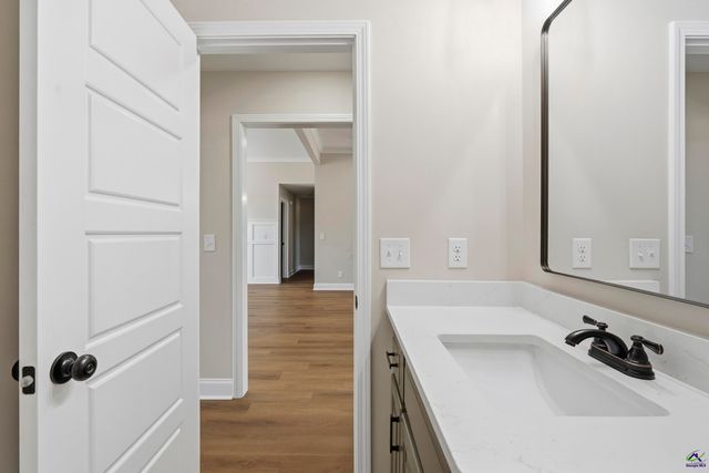207 Sugar Creek Trail, Perry, GA 31069
